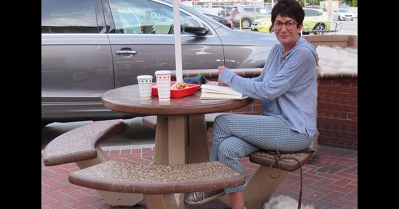 Ghislaine Maxwell Staged In N Out Photo In Los Angeles With Her